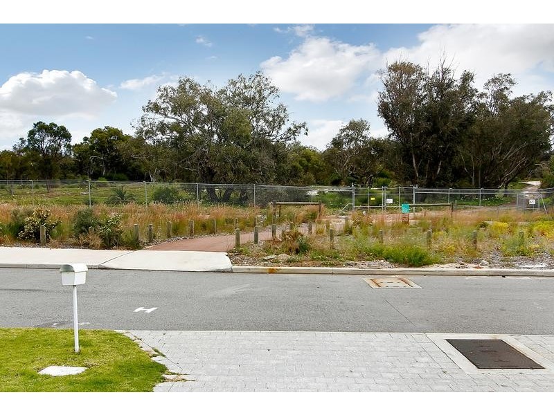 47 Willerin Loop, Success WA 6164