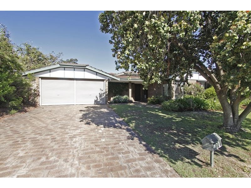 5 Brooks Court, Bibra Lake WA 6163