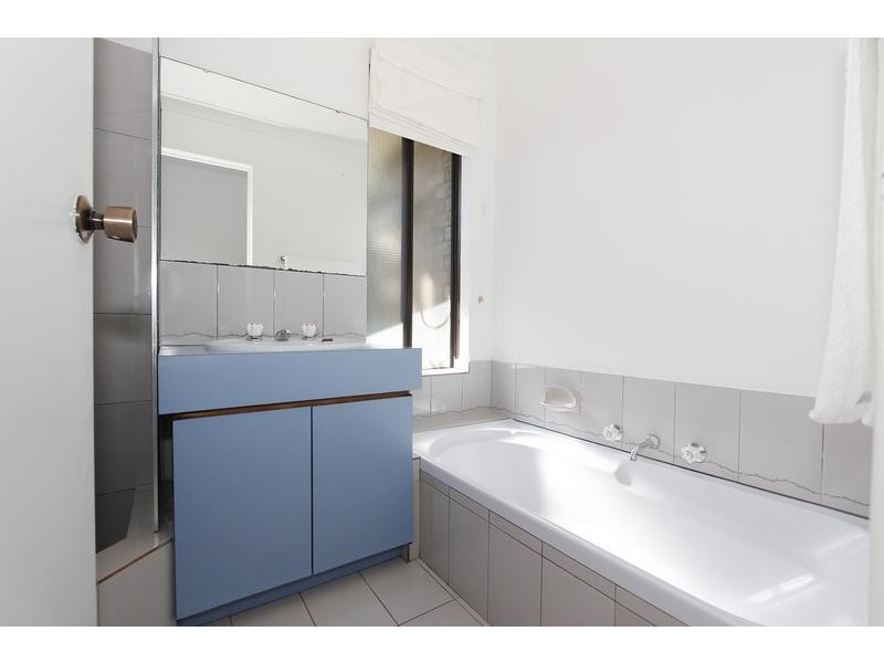 5 Brooks Court, Bibra Lake WA 6163