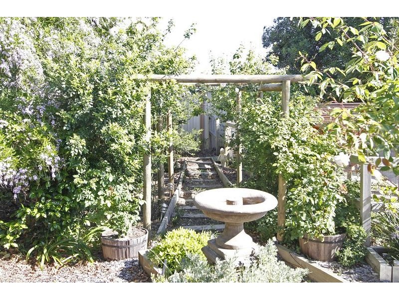 5 Brooks Court, Bibra Lake WA 6163