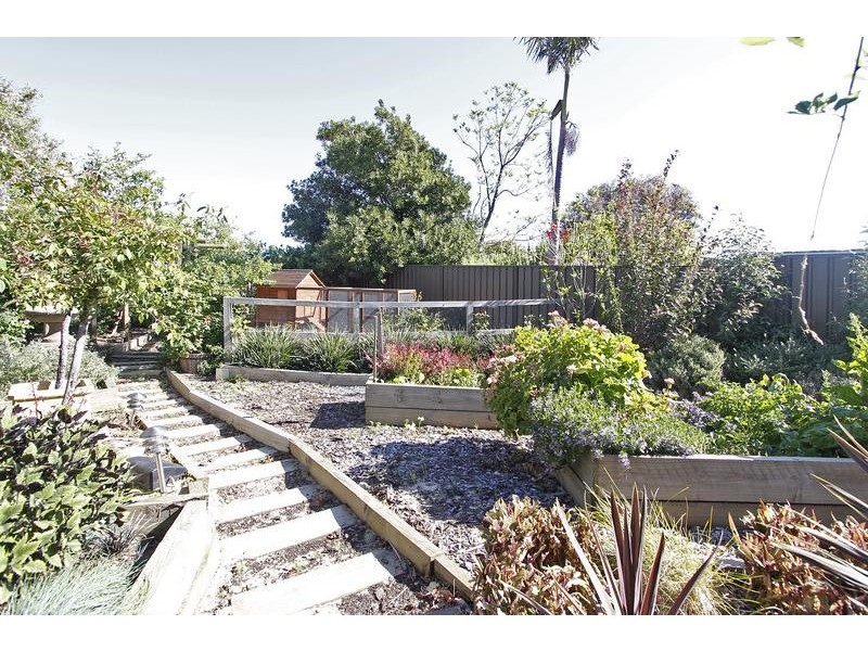 5 Brooks Court, Bibra Lake WA 6163