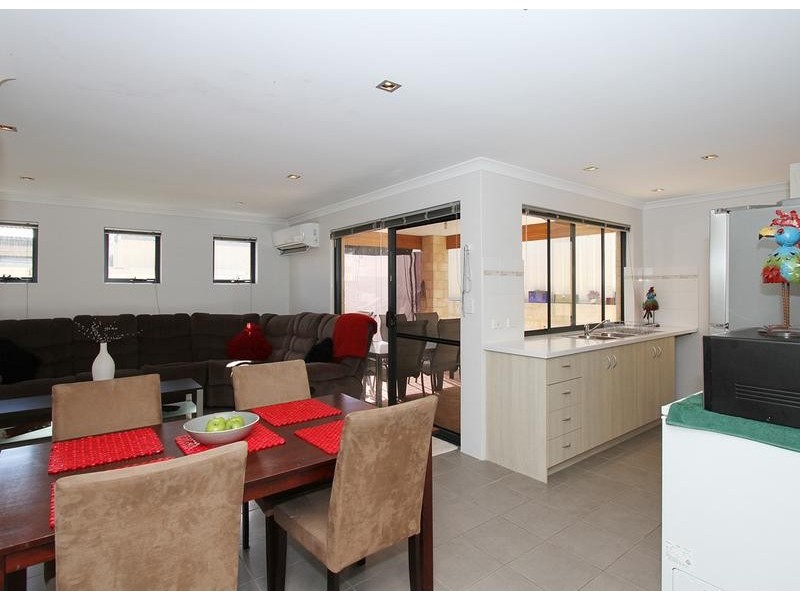 47 Peppermint Gardens, Aubin Grove WA 6164