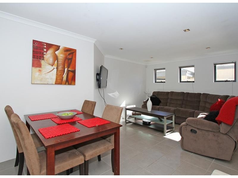 47 Peppermint Gardens, Aubin Grove WA 6164