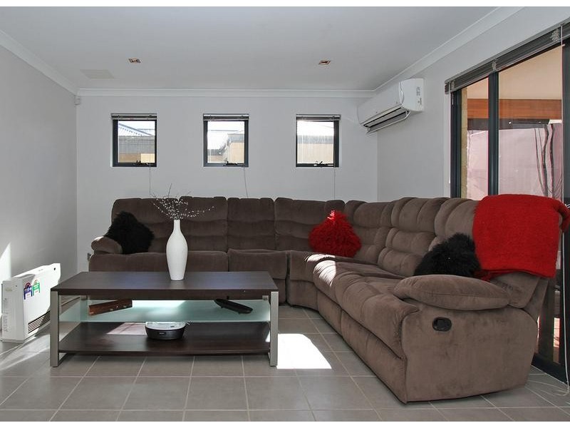 47 Peppermint Gardens, Aubin Grove WA 6164