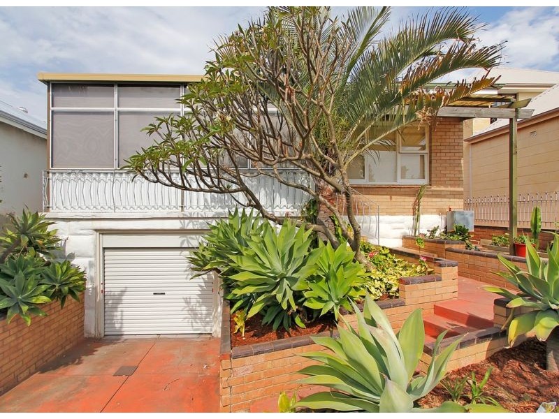 12 Hubble Street, East Fremantle WA 6158