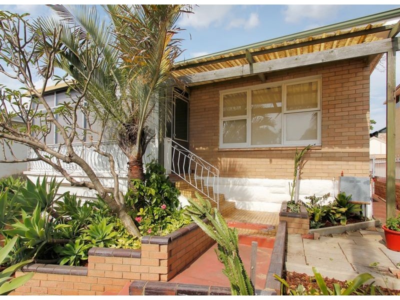 12 Hubble Street, East Fremantle WA 6158