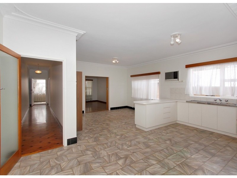 12 Hubble Street, East Fremantle WA 6158