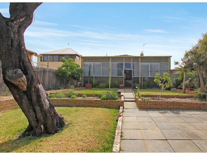 12 Hubble Street, East Fremantle WA 6158