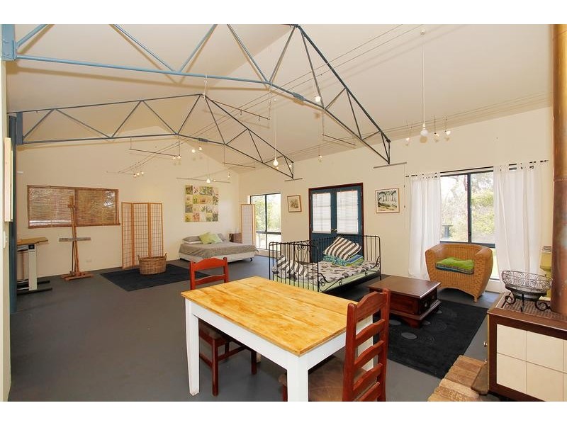 10 Lakes Way, Jandakot WA 6164