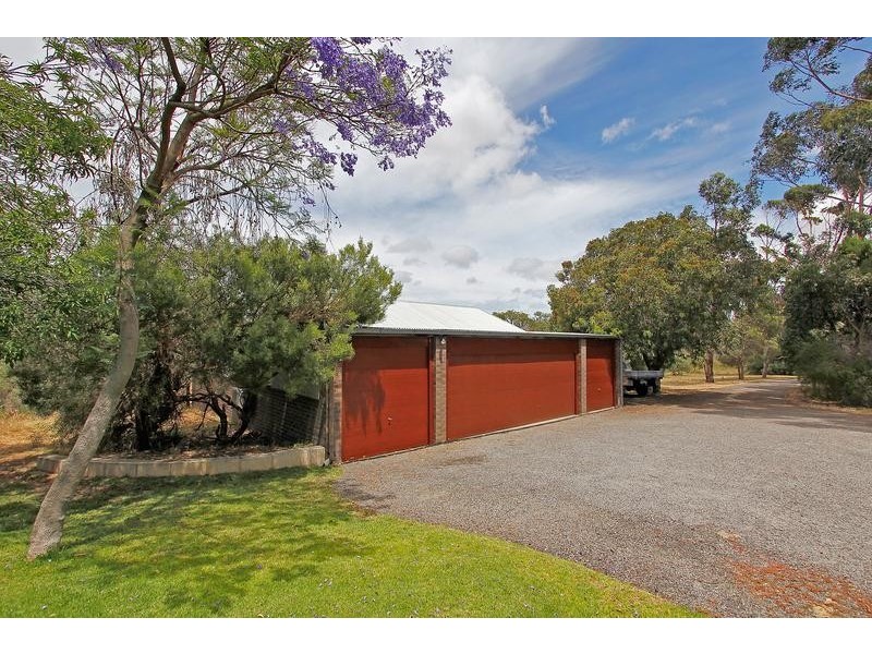 10 Lakes Way, Jandakot WA 6164