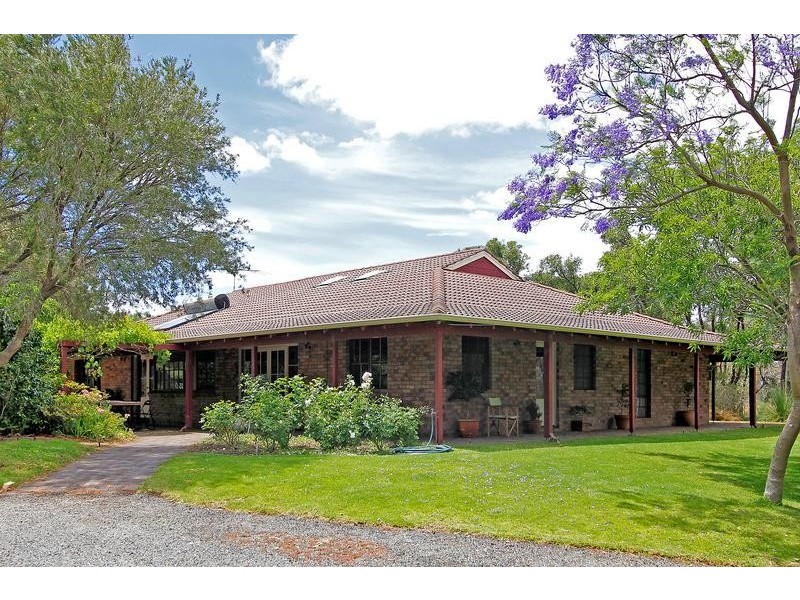 10 Lakes Way, Jandakot WA 6164