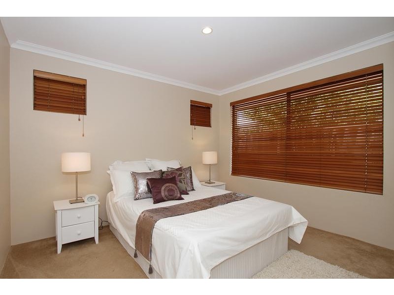 53 Aurora Drive, Atwell WA 6164