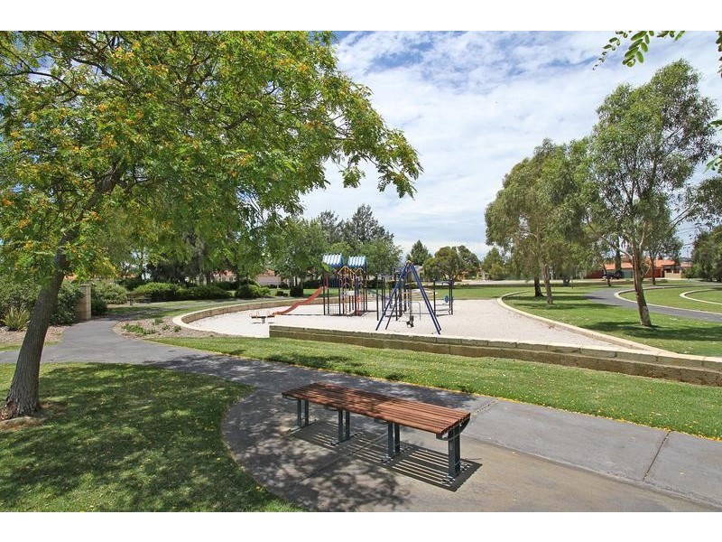 7 Paperbark Lane, Atwell WA 6164