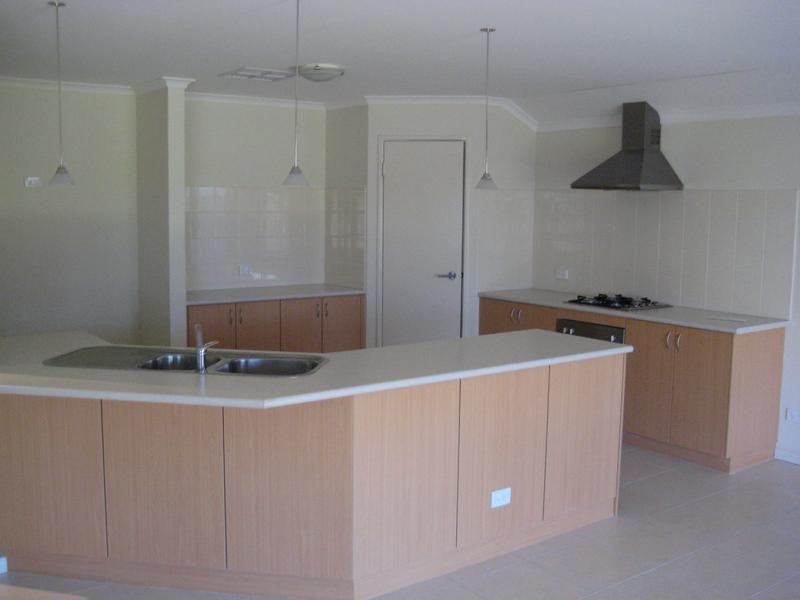 7 Turin Lane, Piara Waters WA 6112