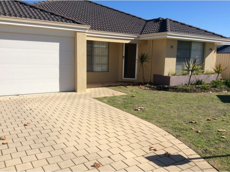 10 Giverny Gardens, Aubin Grove WA 6164