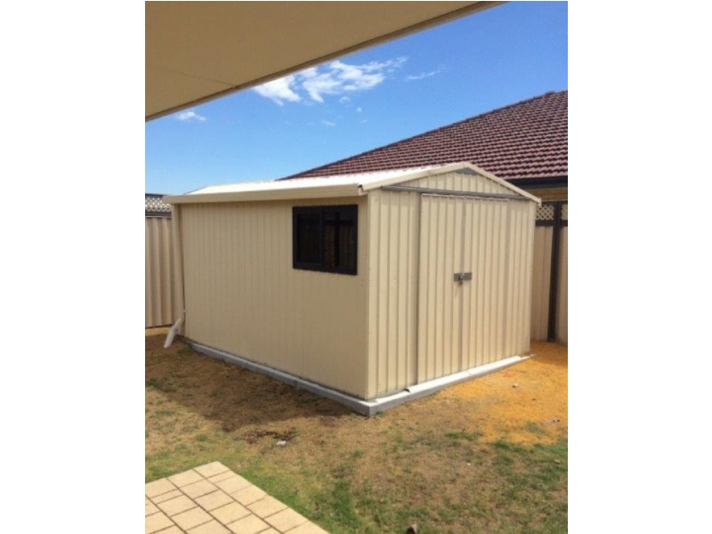 10 Giverny Gardens, Aubin Grove WA 6164