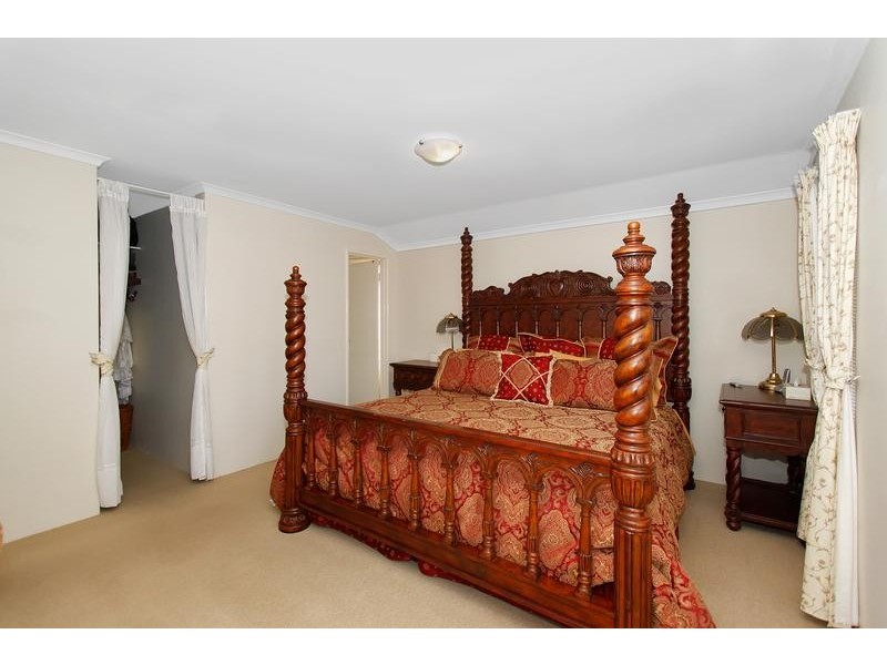 6 Aylesbury Close, Jandakot WA 6164