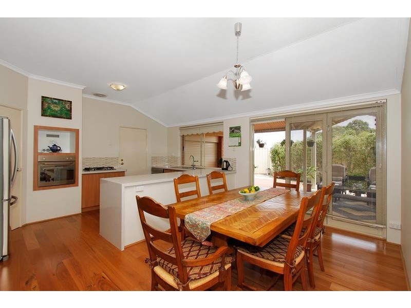 6 Aylesbury Close, Jandakot WA 6164