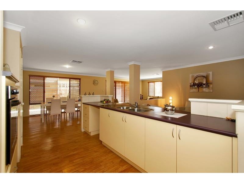 5 Beaumont Parkway, Success WA 6164