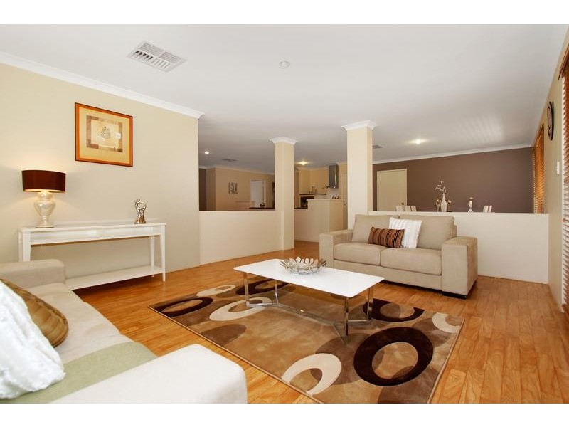 5 Beaumont Parkway, Success WA 6164