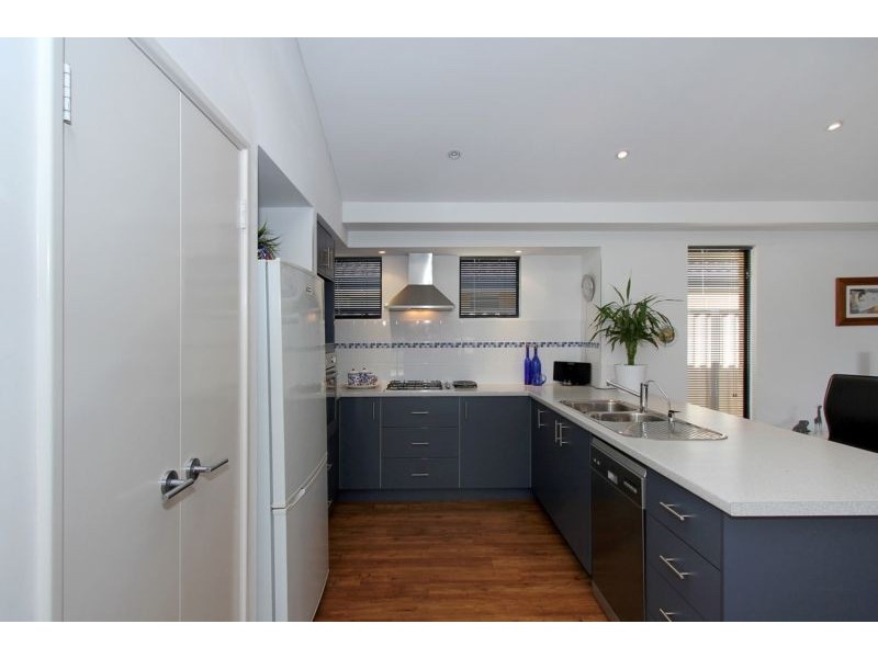 51 Camden Boulevard, Aubin Grove WA 6164