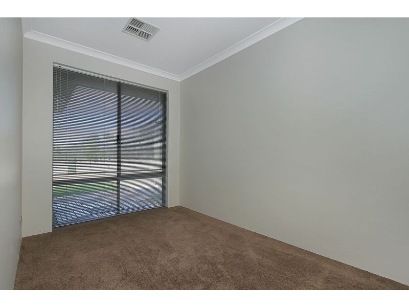 8 Burdekin Vista, Hammond Park WA 6164