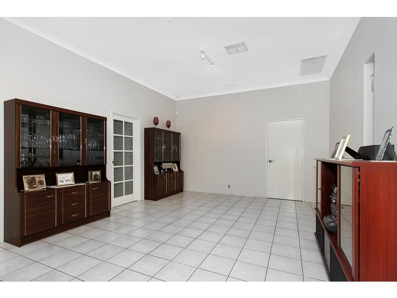 12 Turtle Point Cove, Jandakot WA 6164