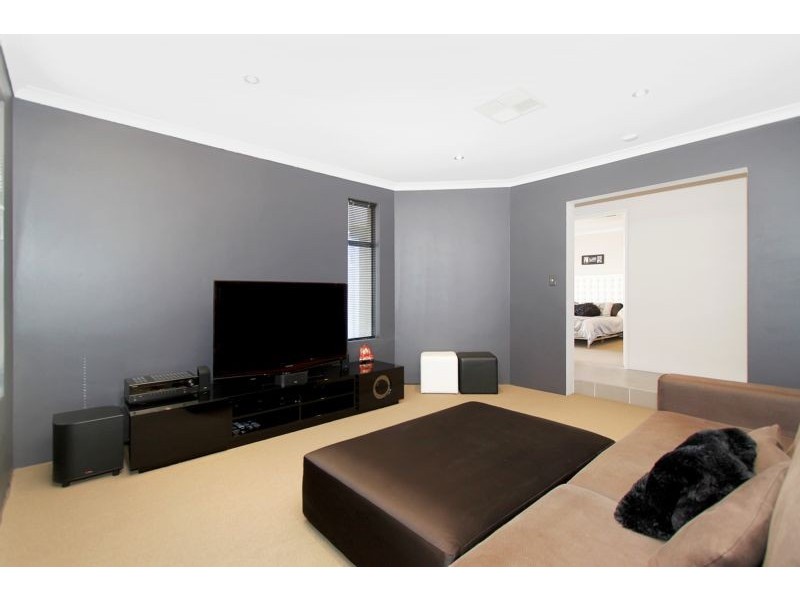 26 Edulis Avenue, Aubin Grove WA 6164