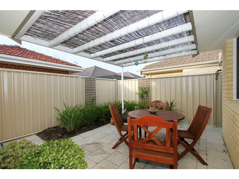 2/2 Twilight Mews, Aubin Grove WA 6164