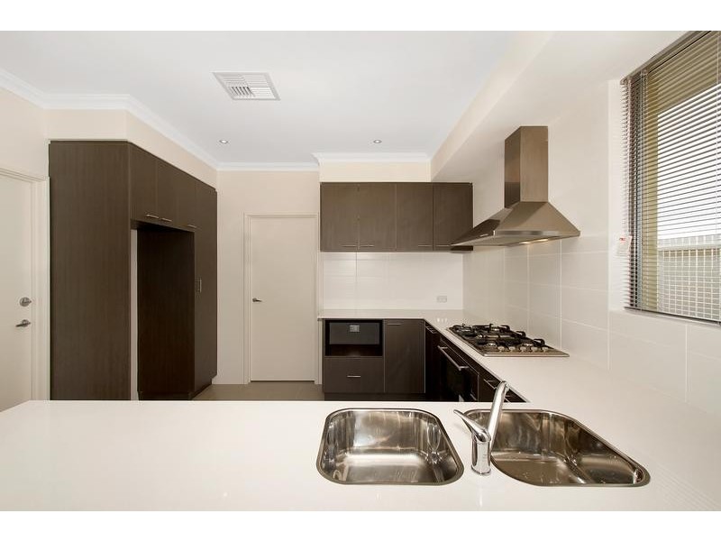 13 Justice Link, Atwell WA 6164