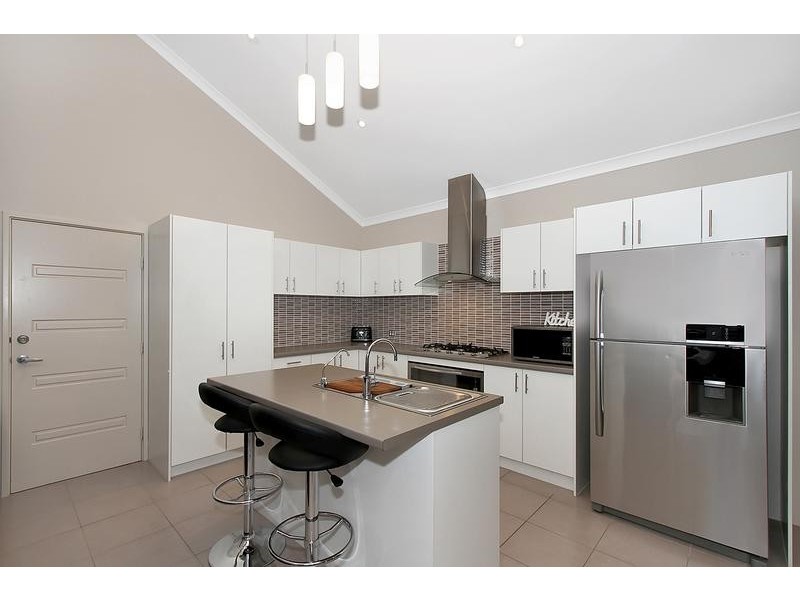 9A Teocote Crescent, Aubin Grove WA 6164