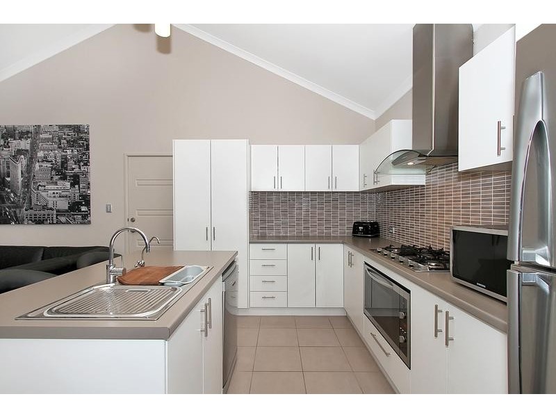 9A Teocote Crescent, Aubin Grove WA 6164