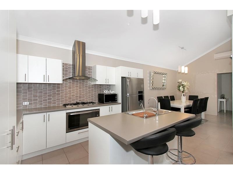 9A Teocote Crescent, Aubin Grove WA 6164