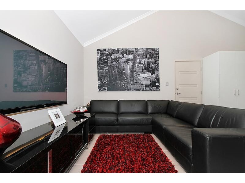 9A Teocote Crescent, Aubin Grove WA 6164