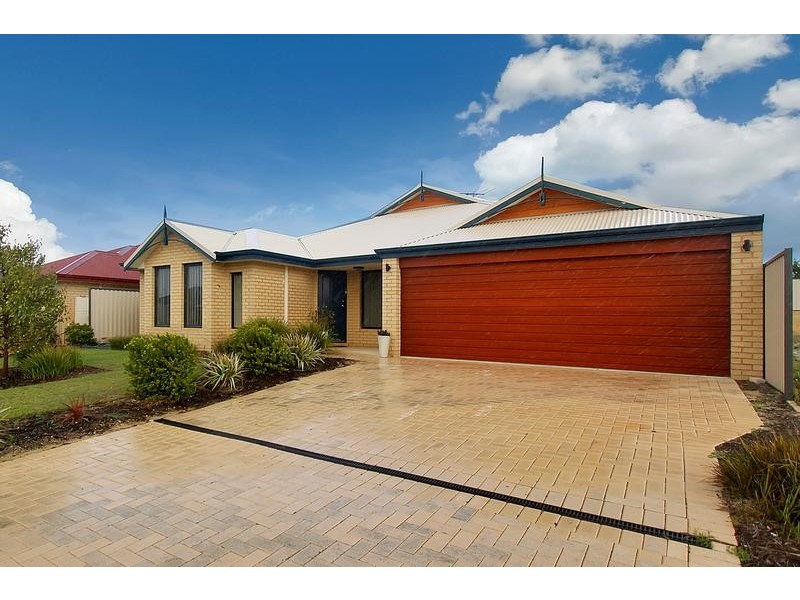 6 Hidcote Turn, Aubin Grove WA 6164