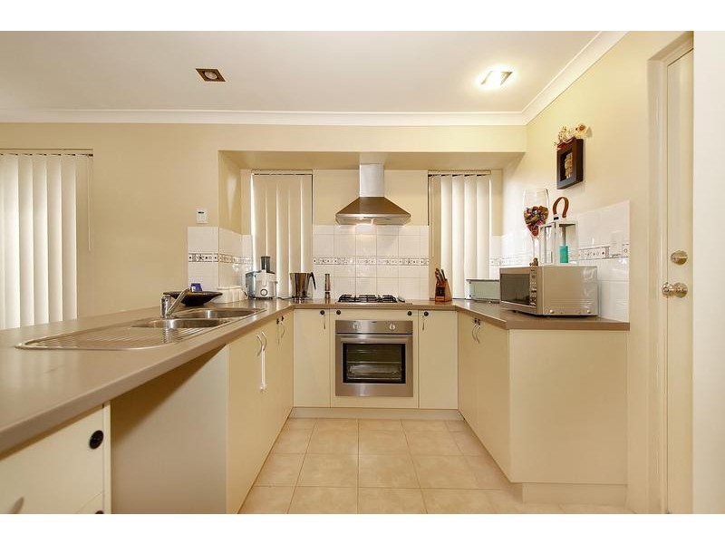 6 Hidcote Turn, Aubin Grove WA 6164