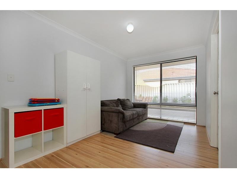 4 Dowerin Close, Beeliar WA 6164