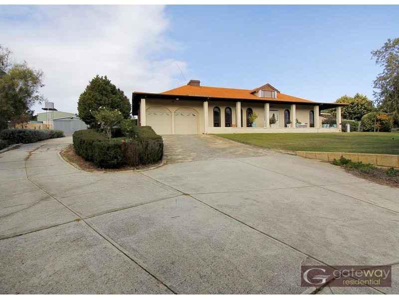 6 Lakes Way, Jandakot WA 6164