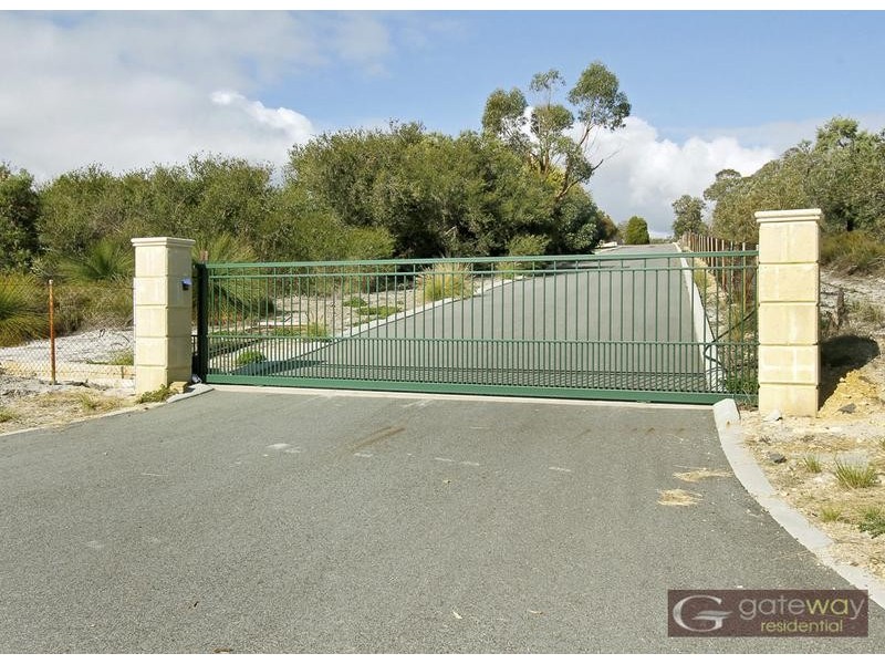 6 Lakes Way, Jandakot WA 6164