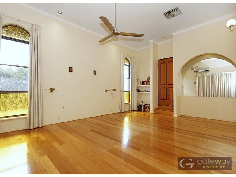 6 Lakes Way, Jandakot WA 6164