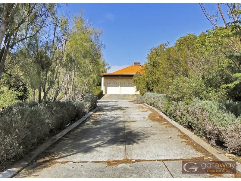 6 Lakes Way, Jandakot WA 6164