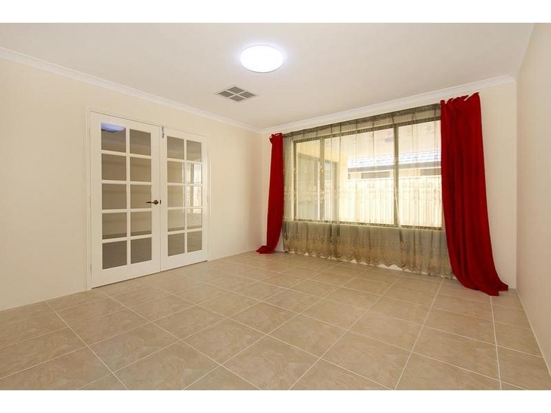 3 Ponderosa Road, Aubin Grove WA 6164