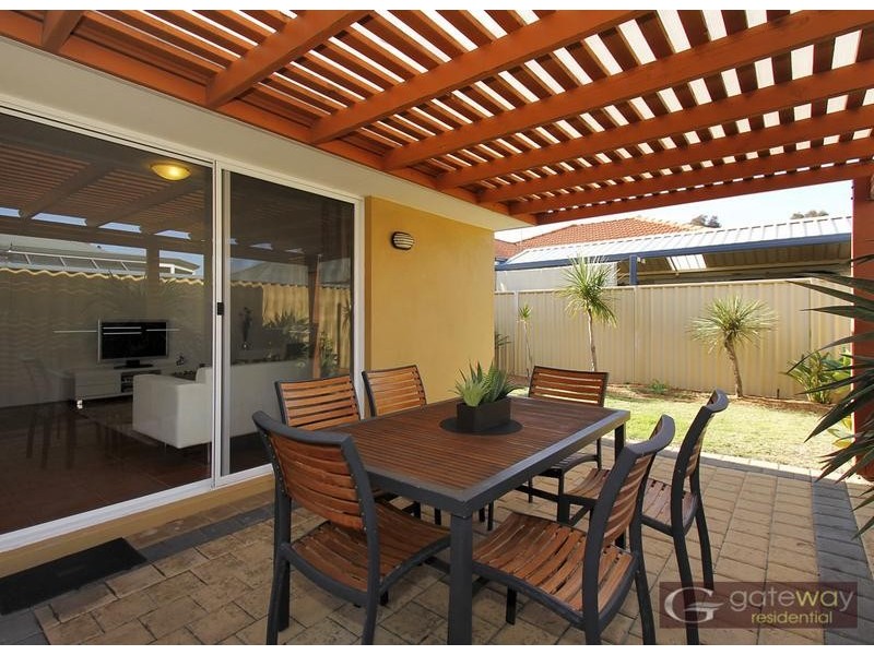 4/25 Ellesmere Circuit, Success WA 6164