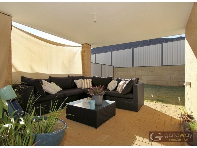 2 Colorado Parade, Aubin Grove WA 6164