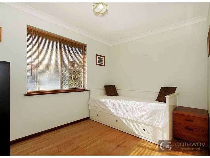 10 Homestead Avenue, Bibra Lake WA 6163