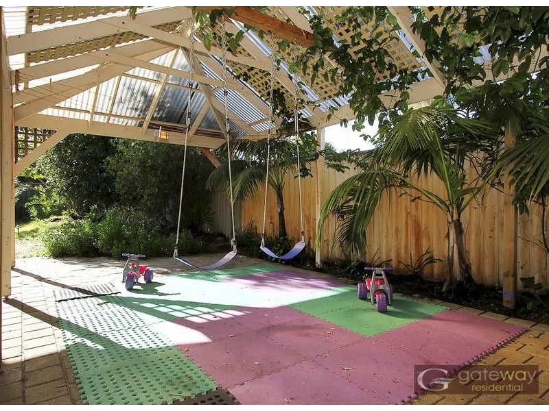 10 Homestead Avenue, Bibra Lake WA 6163