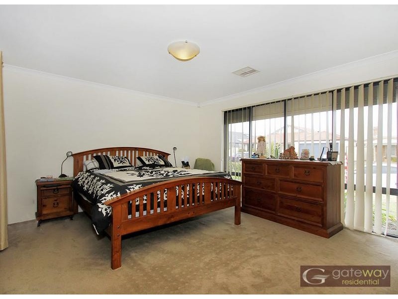7 Beaumont Parkway, Success WA 6164