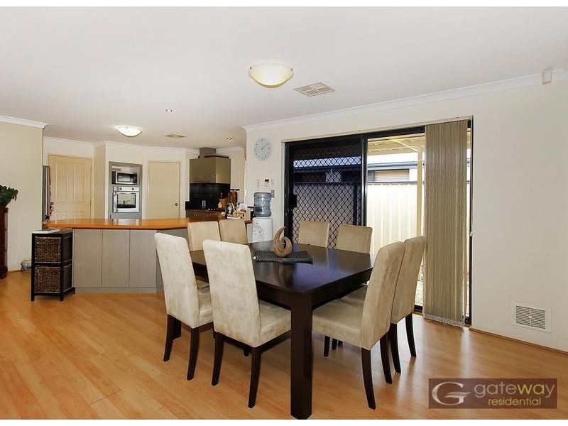 7 Beaumont Parkway, Success WA 6164