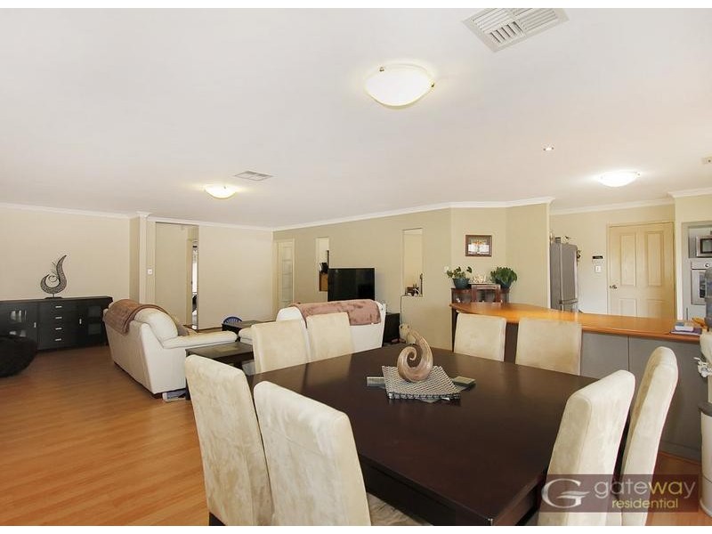 7 Beaumont Parkway, Success WA 6164