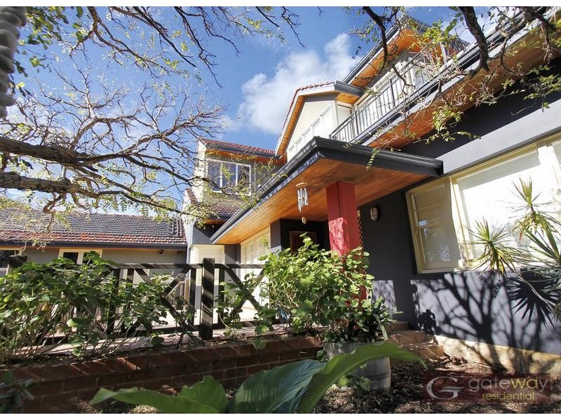 21 Boronia Crescent, City Beach WA 6015